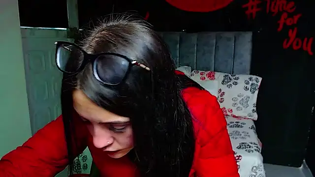 Violettasquirt online show from 04-10-26, 03:39