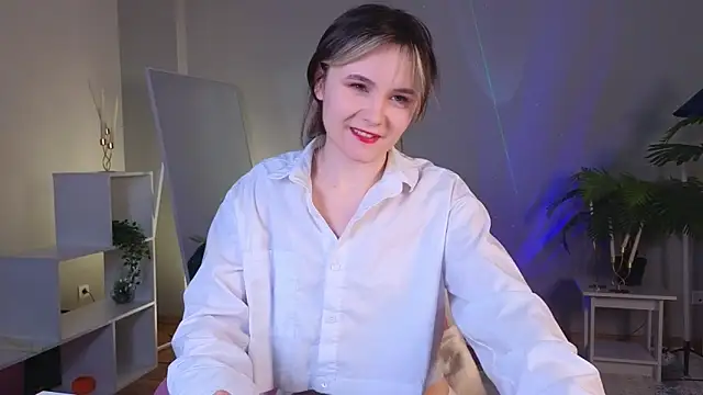 Snapshot of CiriRianonn chatting on 11-28-25, 05:54 CiriRianonn online show from 11-28-25, 05:54