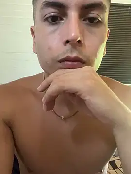 Snapshot of SAMUEL_OBRIAN chatting on 12-17-24, 04:11 SAMUEL OBRIAN online show from 12-17-24, 04:11