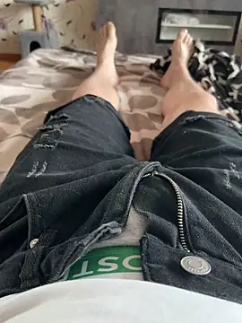 red red00 online show from 03-05-26, 06:09