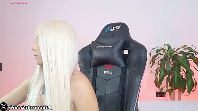 Mariafer05 online show from 04-14-26, 04:13