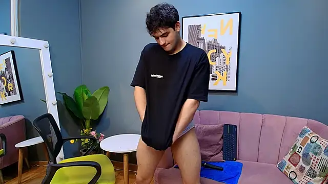 Snapshot of Mark_Evans1_ chatting on 12-14-24, 05:36 Mark Evans1 online show from 12-14-24, 05:36