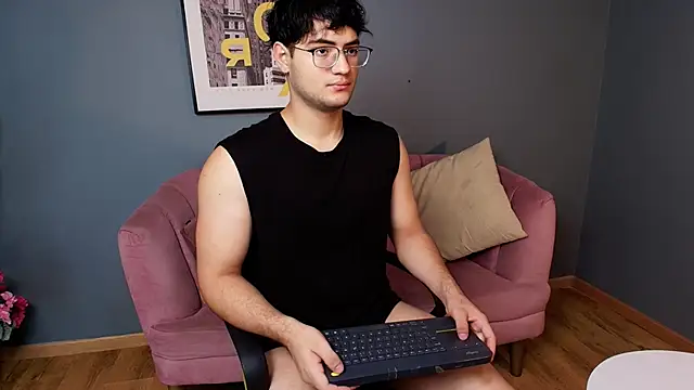 Snapshot of Mark_Evans1_ chatting on 03-05-25, 02:34 Mark Evans1 online show from 03-05-25, 02:34