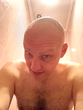 Pineapple04 online show from 04-09-26, 06:19