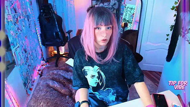 Toxic Ellies online show from 03-22-25, 06:14