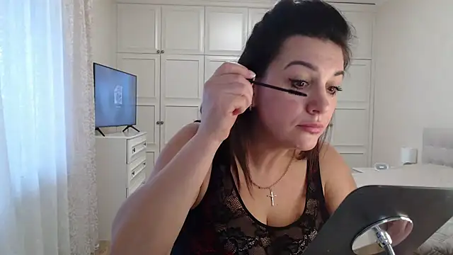 Dina0908 online show from 01-28-25, 10:23