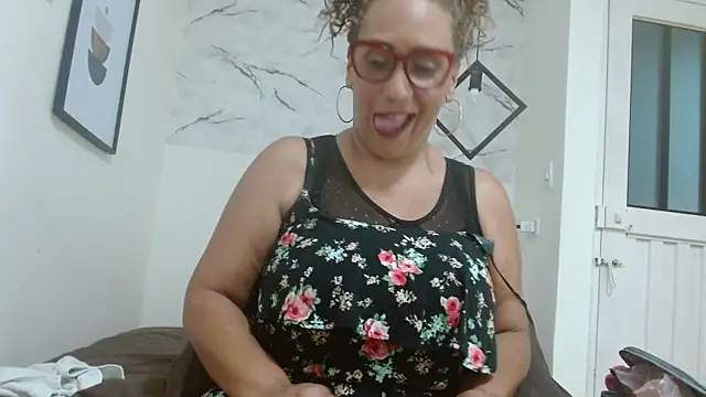 Snapshot of EvaMills1 chatting on 09-29-25, 09:08 EvaMills1 online show from 09-29-25, 09:08