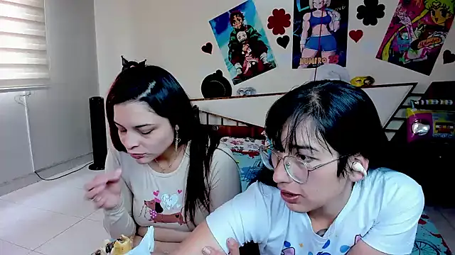 Snapshot of jeyloveebony chatting on 09-16-25, 03:35 jeyloveebony online show from 09-16-25, 03:35