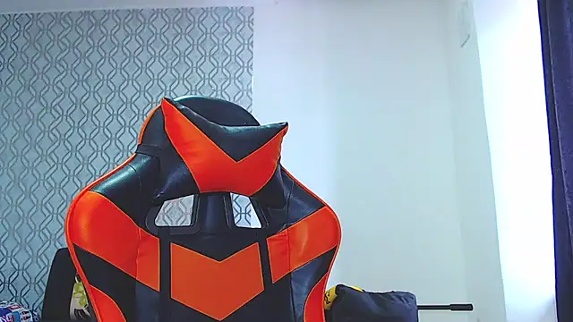 ADAM HOT online show from 04-25-26, 04:15