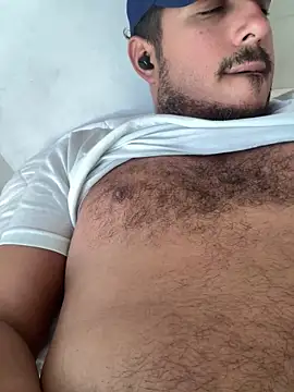 Snapshot of Maybe2Morrow chatting on 12-17-25, 08:37 Maybe2Morrow online show from 12-17-25, 08:37