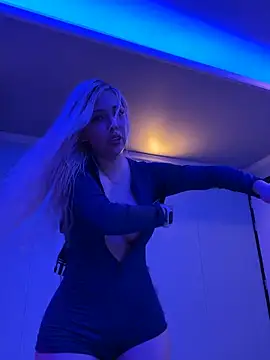 Sofy Softtt online show from 06-18-26, 05:51