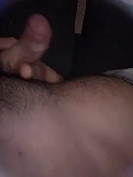 Snapshot of fbl40 chatting on 11-16-25, 08:58 fbl40 online show from 11-16-25, 08:58