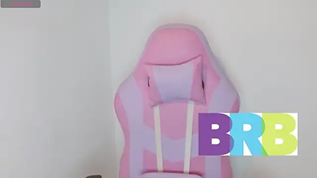 yulissa18 online show from 04-23-26, 08:55