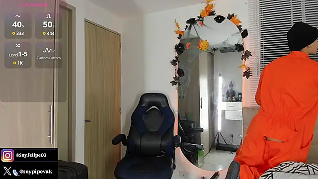 Snapshot of soyander03_ chatting on 10-15-25, 09:53 soyander03 online show from 10-15-25, 09:53