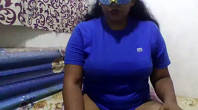 Snapshot of selharsha chatting on 03-10-25, 04:03 selharsha online show from 03-10-25, 04:03