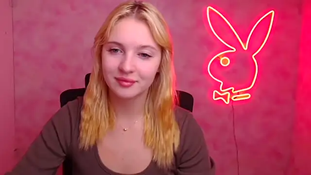 Milka kiss  online show from 10-24-25, 11:50