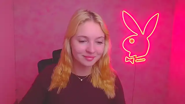 Milka kiss  online show from 10-27-25, 09:46