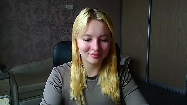 Milka kiss  online show from 02-24-26, 08:56