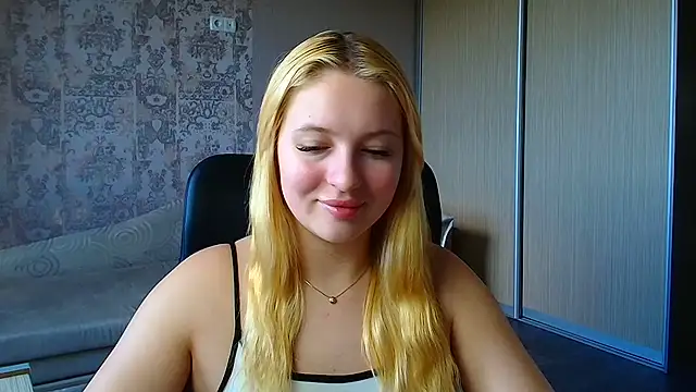 Milka kiss  online show from 06-26-26, 11:14