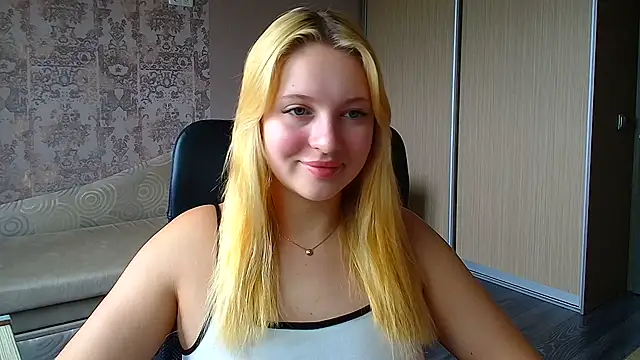 Milka kiss  online show from 07-13-26, 07:55