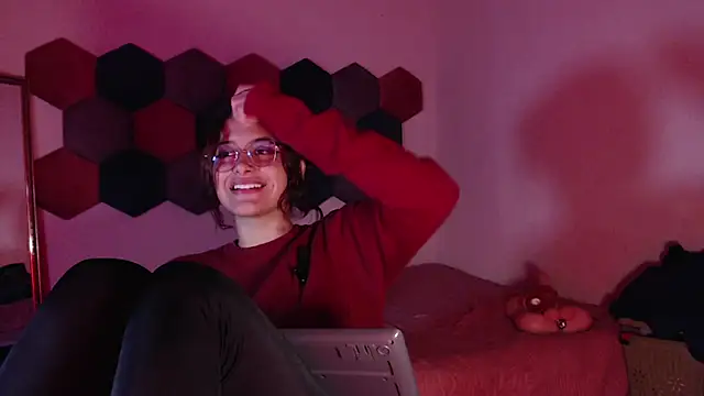 liz-beths online show from 03-18-25, 12:16