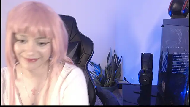 Snapshot of liz-beths chatting on 03-03-26, 06:41 liz-beths online show from 03-03-26, 06:41