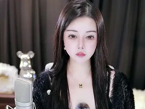 Qiaoqiao  online show from 01-07-25, 07:20