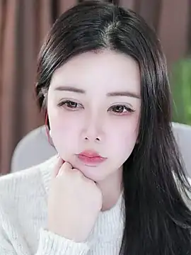 Qiaoqiao  online show from 01-10-25, 06:28