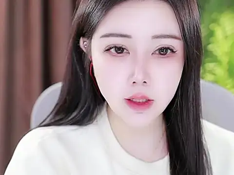 Qiaoqiao  online show from 02-15-25, 07:06