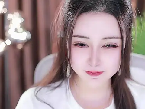 Qiaoqiao  online show from 03-03-25, 10:17