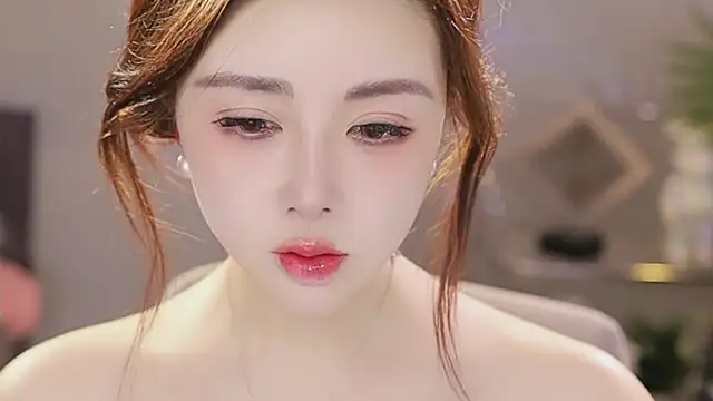 Qiaoqiao  online show from 02-05-26, 02:16