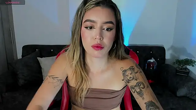 zoee jackson online show from 11-21-25, 02:32