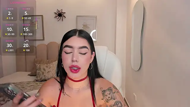 zoee jackson online show from 06-05-26, 07:41
