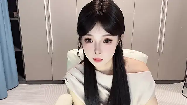 Snapshot of Q-ing chatting on 09-09-25, 05:51 Q-ing online show from 09-09-25, 05:51