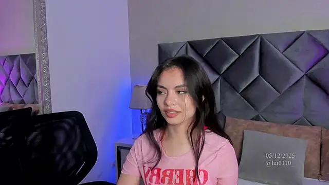 Snapshot of Luisa0110 chatting on 12-05-25, 07:32 Luisa0110 online show from 12-05-25, 07:32