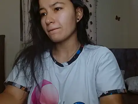 Snapshot of kazumi6 chatting on 12-14-25, 03:06 kazumi6 online show from 12-14-25, 03:06