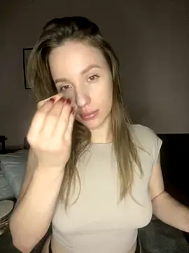 Snapshot of EdnaBradley chatting on 12-02-25, 06:14 EdnaBradley online show from 12-02-25, 06:14