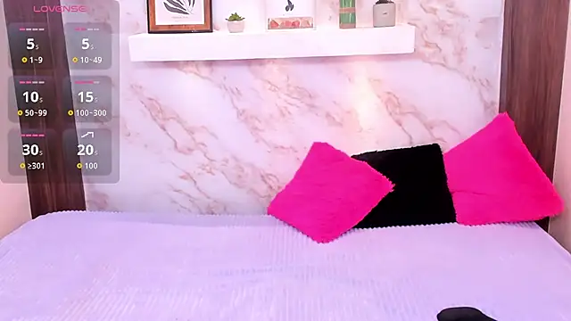 Snapshot of AmyBarton02 chatting on 02-17-26, 05:41 AmyBarton02 online show from 02-17-26, 05:41