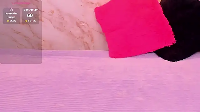 Snapshot of AmyBarton02 chatting on 02-20-26, 04:07 AmyBarton02 online show from 02-20-26, 04:07