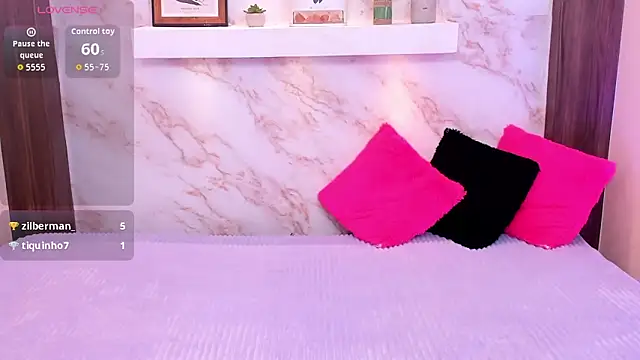 Snapshot of AmyBarton02 chatting on 02-23-26, 06:05 AmyBarton02 online show from 02-23-26, 06:05