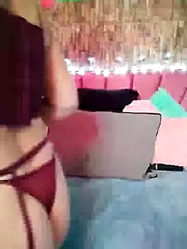 Snapshot of Isabelle_Lov18 chatting on 12-13-24, 04:00 Isabelle Lov18 online show from 12-13-24, 04:00