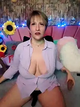 Snapshot of Isabelle_Lov18 chatting on 03-03-25, 01:53 Isabelle Lov18 online show from 03-03-25, 01:53