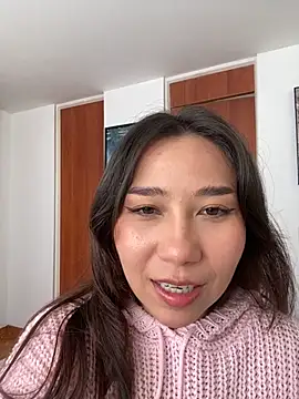 Aimilayne online show from 04-26-26, 03:32