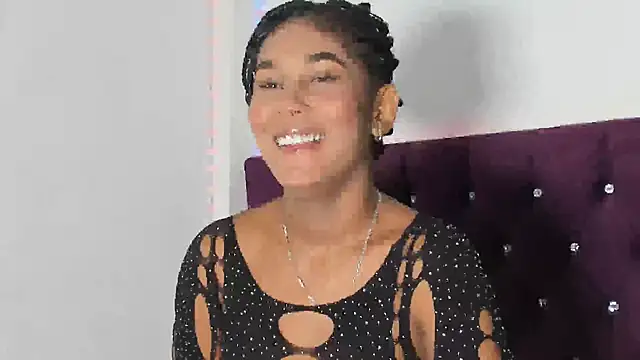 Snapshot of AlisonJaimes chatting on 11-28-25, 04:31 AlisonJaimes online show from 11-28-25, 04:31