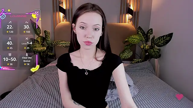 NikkiMiltons online show from 09-25-25, 02:10