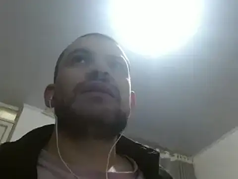 camiloking1720 online show from 01-12-25, 07:10