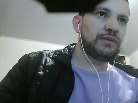 camiloking1720 online show from 02-23-25, 07:28