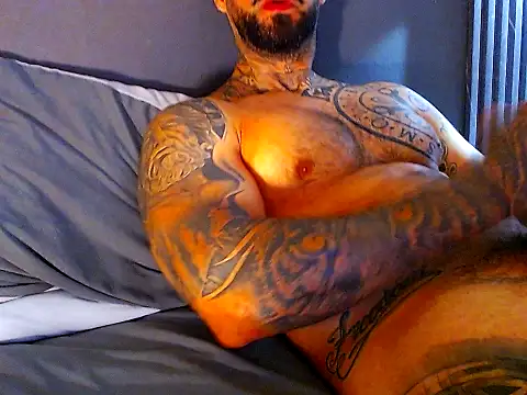 Snapshot of bby044 chatting on 03-27-26, 01:22 bby044 online show from 03-27-26, 01:22