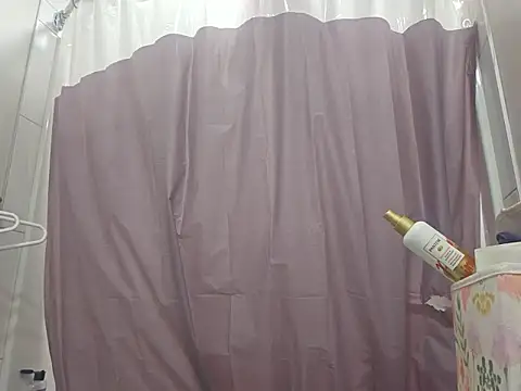 erinSmiles online show from 11-19-25, 06:35