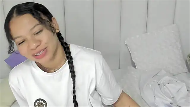 brithany rousee online show from 02-06-25, 10:21